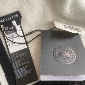 Canada Goose Knot Logo Scarf